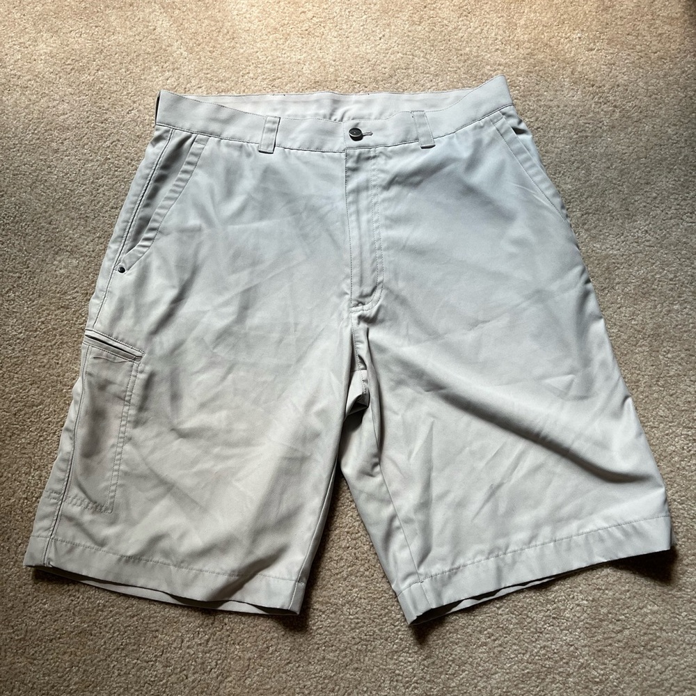 Men’s callaway golf shorts waist 32